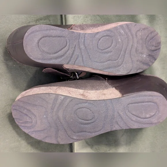 Elegant OTBT Metallic Mary Jane Wedges Size 8 - Picture 6 of 6